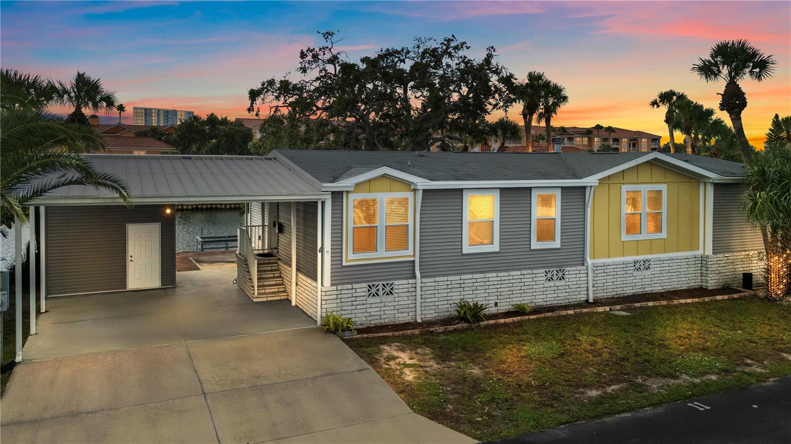 Manufactured Home em TAMPA, FL - Daniel Dourado
