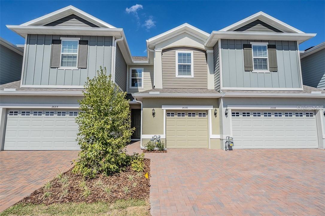 Townhouse in LITHIA, FL - Daniel Dourado