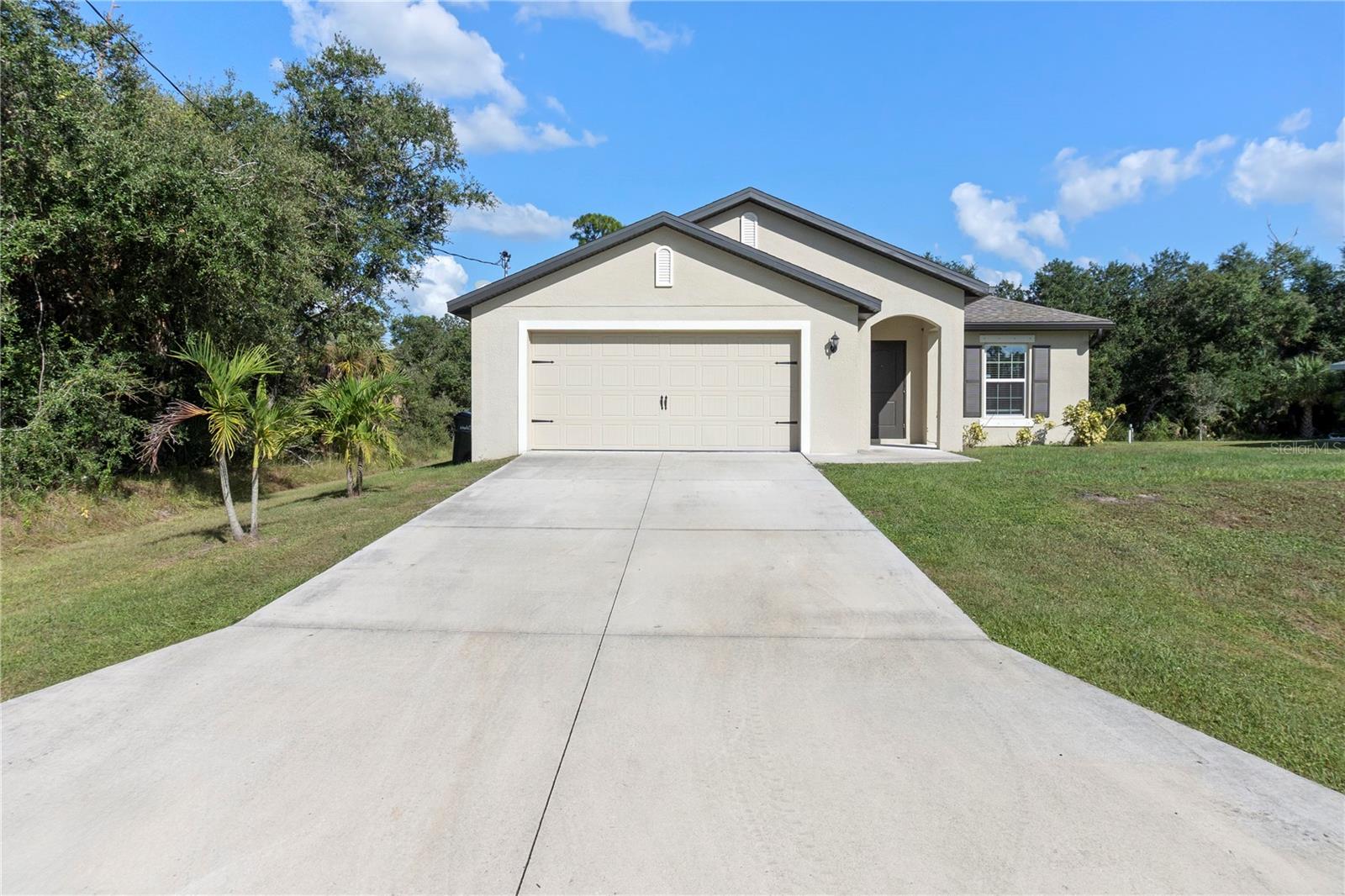 Single Family Residence in NORTH PORT, FL - Daniel Dourado