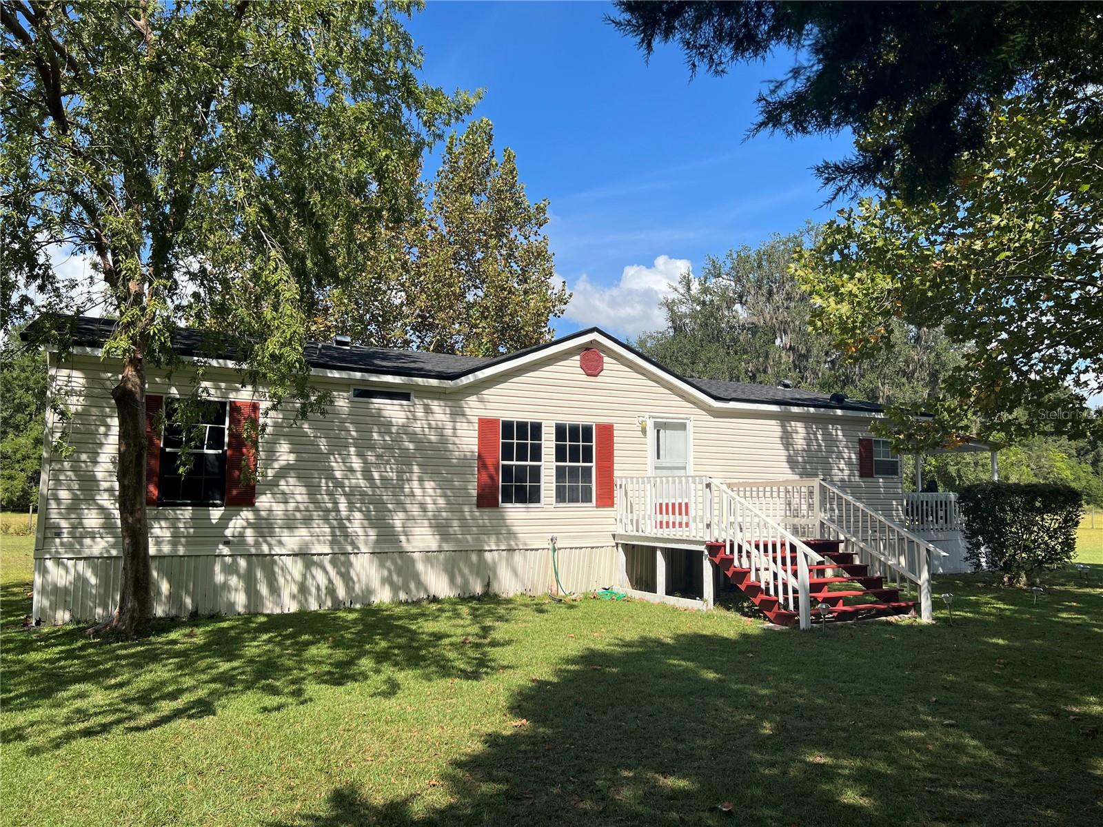 Manufactured Home in HIGH SPRINGS, FL - Daniel Dourado