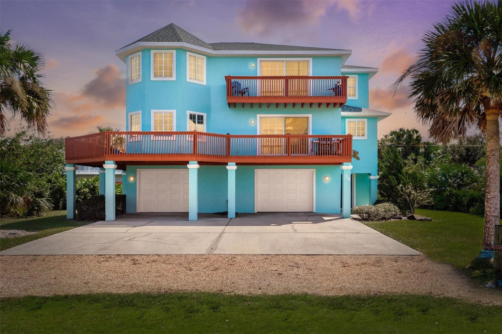 Single Family Residence in PALM COAST, FL - Daniel Dourado