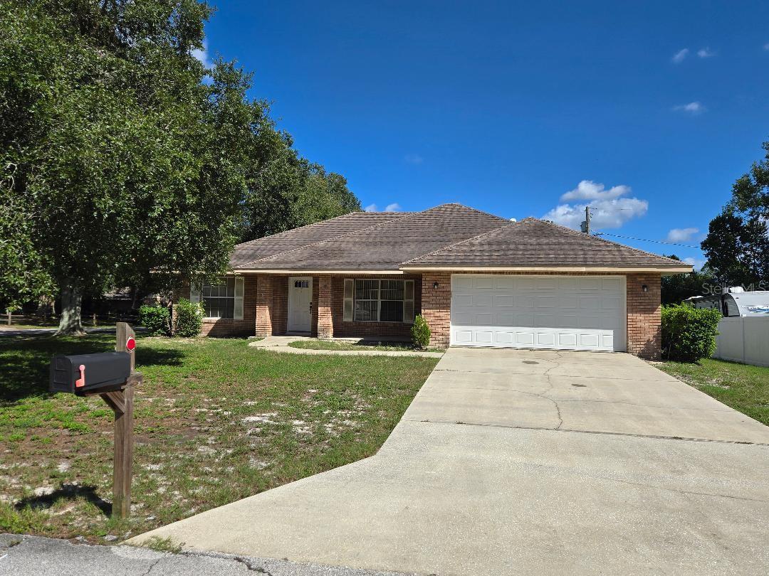 Single Family Residence em DELTONA, FL - Daniel Dourado