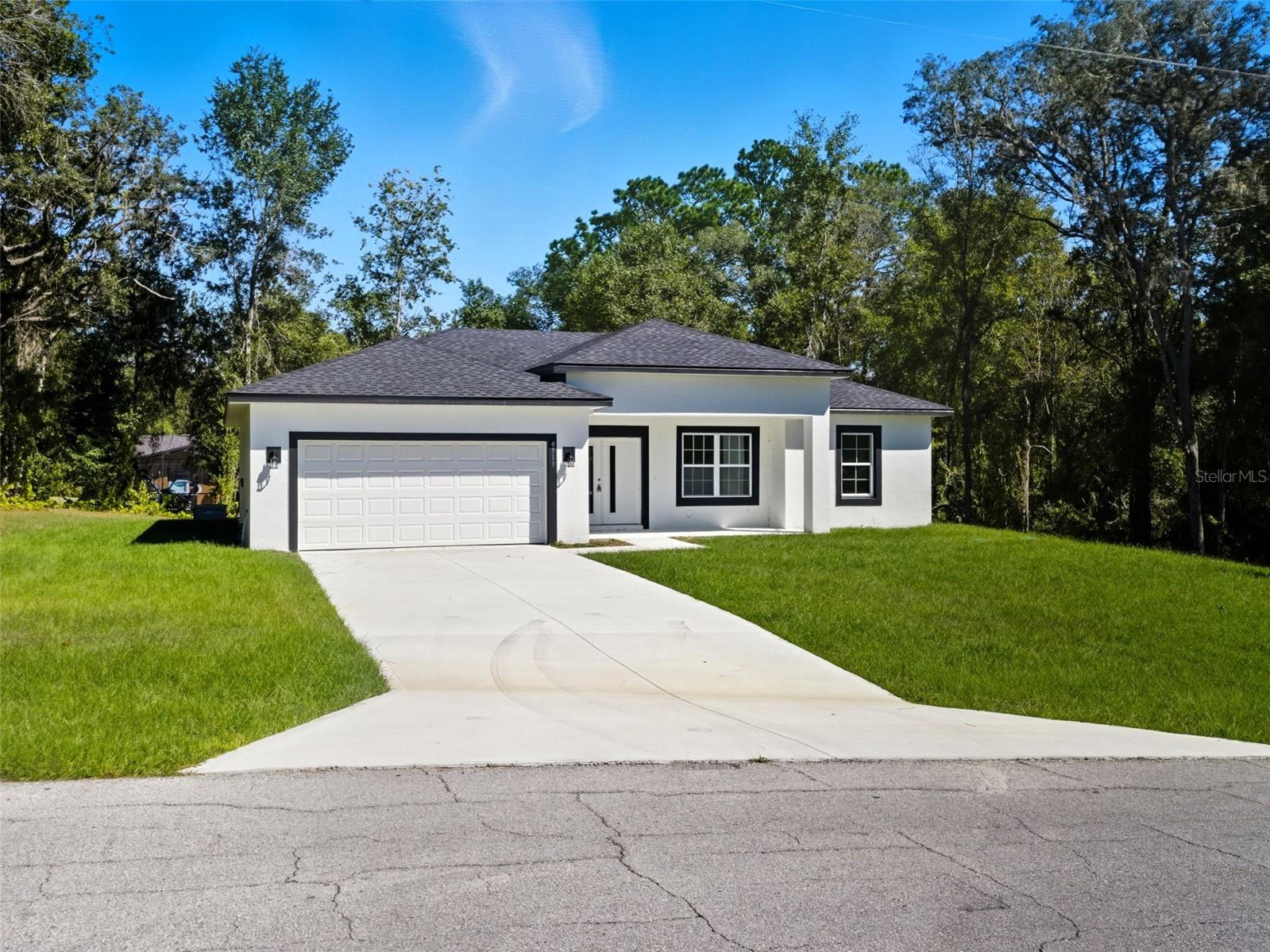 Single Family Residence in CITRUS SPRINGS, FL - Daniel Dourado