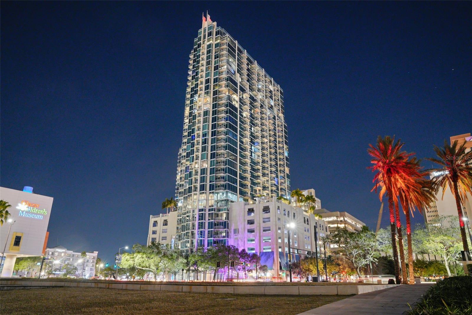 Condominium em TAMPA, FL - Daniel Dourado