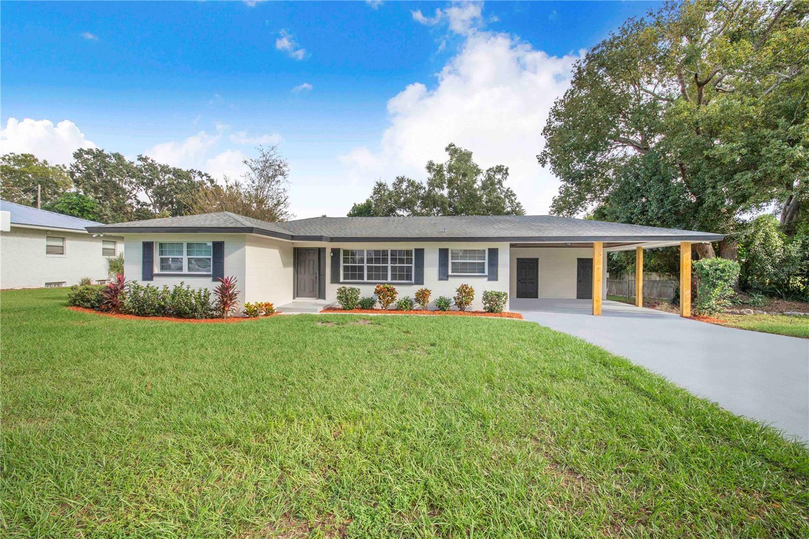 Single Family Residence in AUBURNDALE, FL - Daniel Dourado