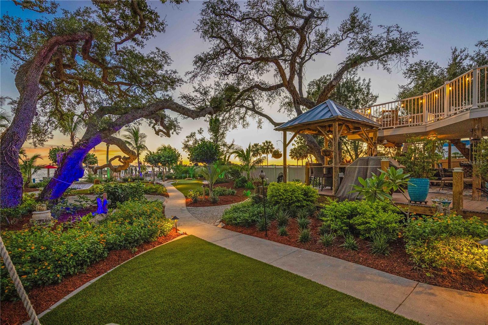 Single Family Residence em ENGLEWOOD, FL - Daniel Dourado