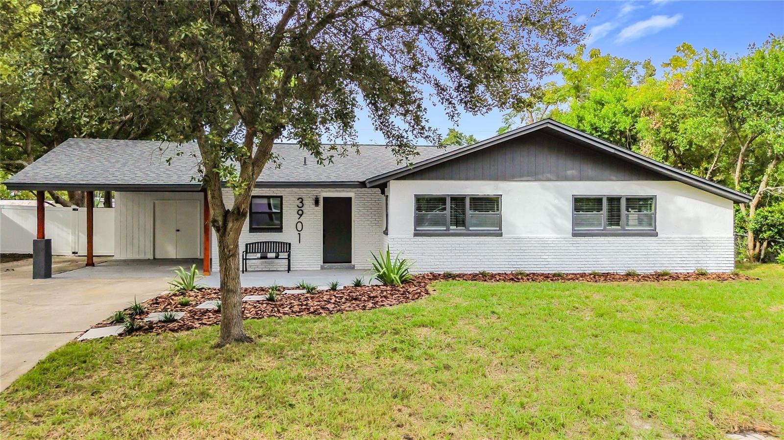 Single Family Residence em ORLANDO, FL - Daniel Dourado