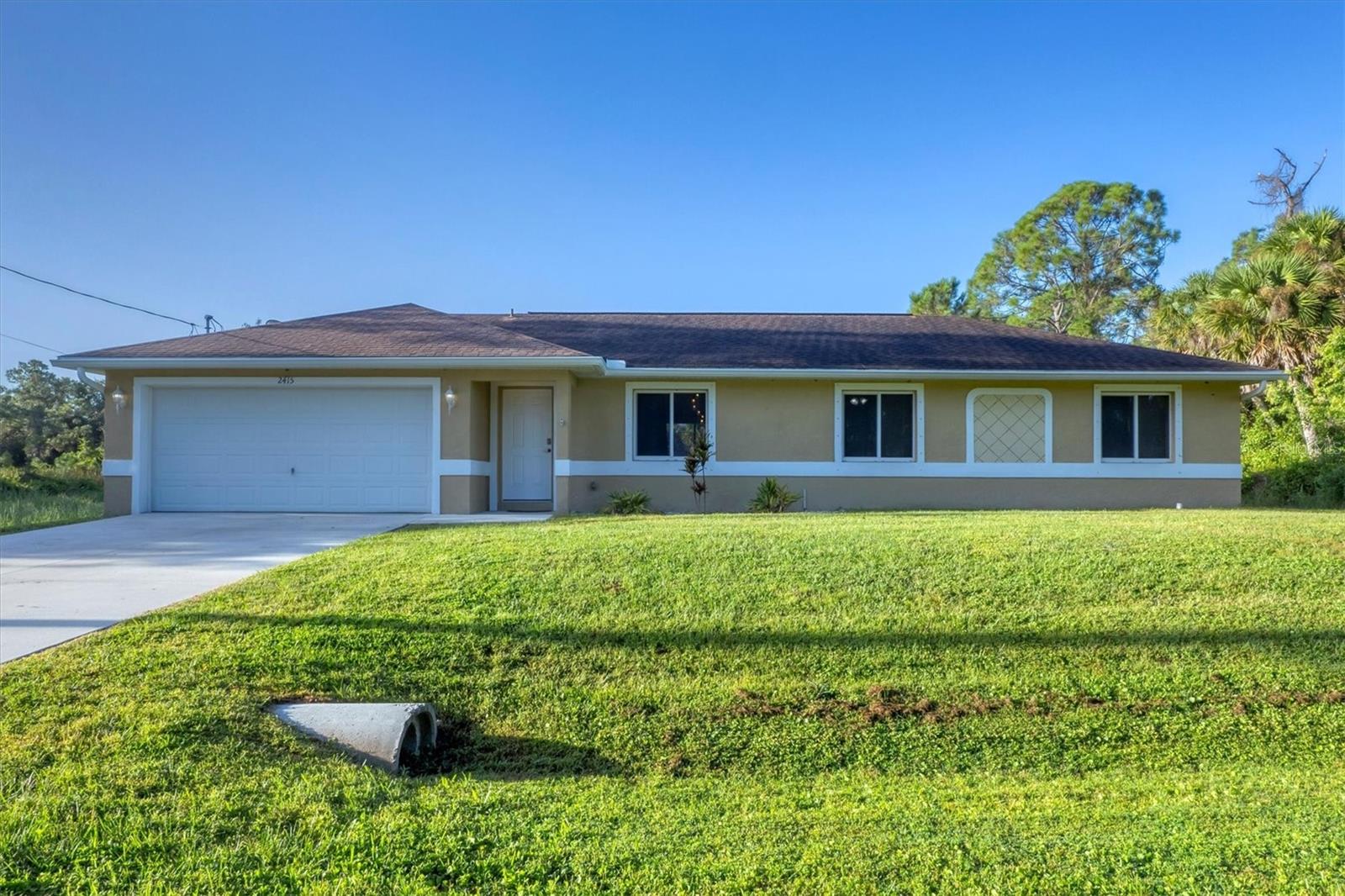 Single Family Residence in NORTH PORT, FL - Daniel Dourado