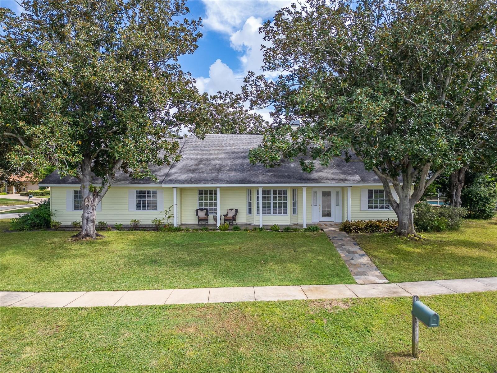 Single Family Residence em CLEARWATER, FL - Daniel Dourado