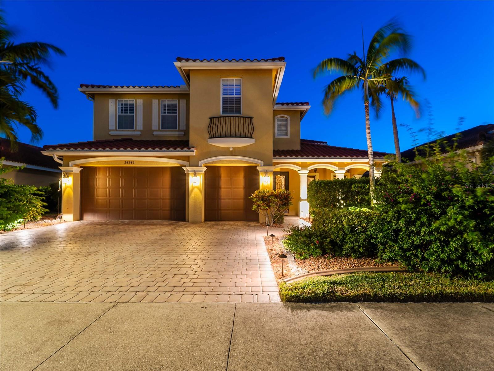 Single Family Residence em PORT CHARLOTTE, FL - Daniel Dourado