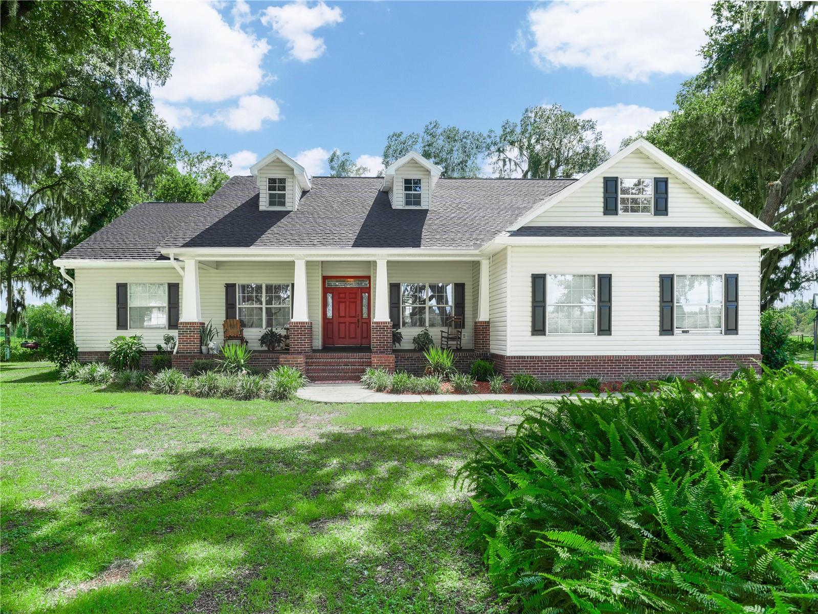 Single Family Residence in LAKELAND, FL - Daniel Dourado