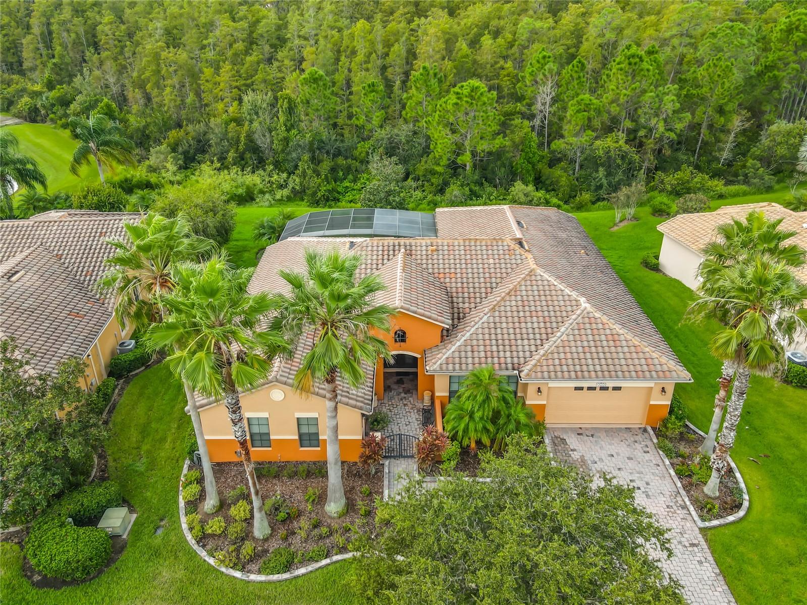 Single Family Residence in POINCIANA, FL - Daniel Dourado