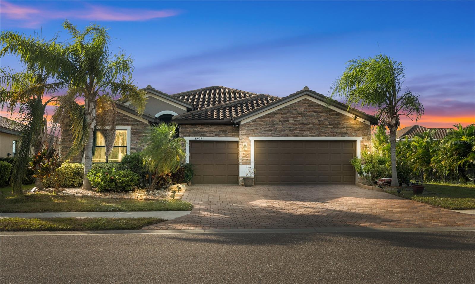 Single Family Residence em BRADENTON, FL - Daniel Dourado