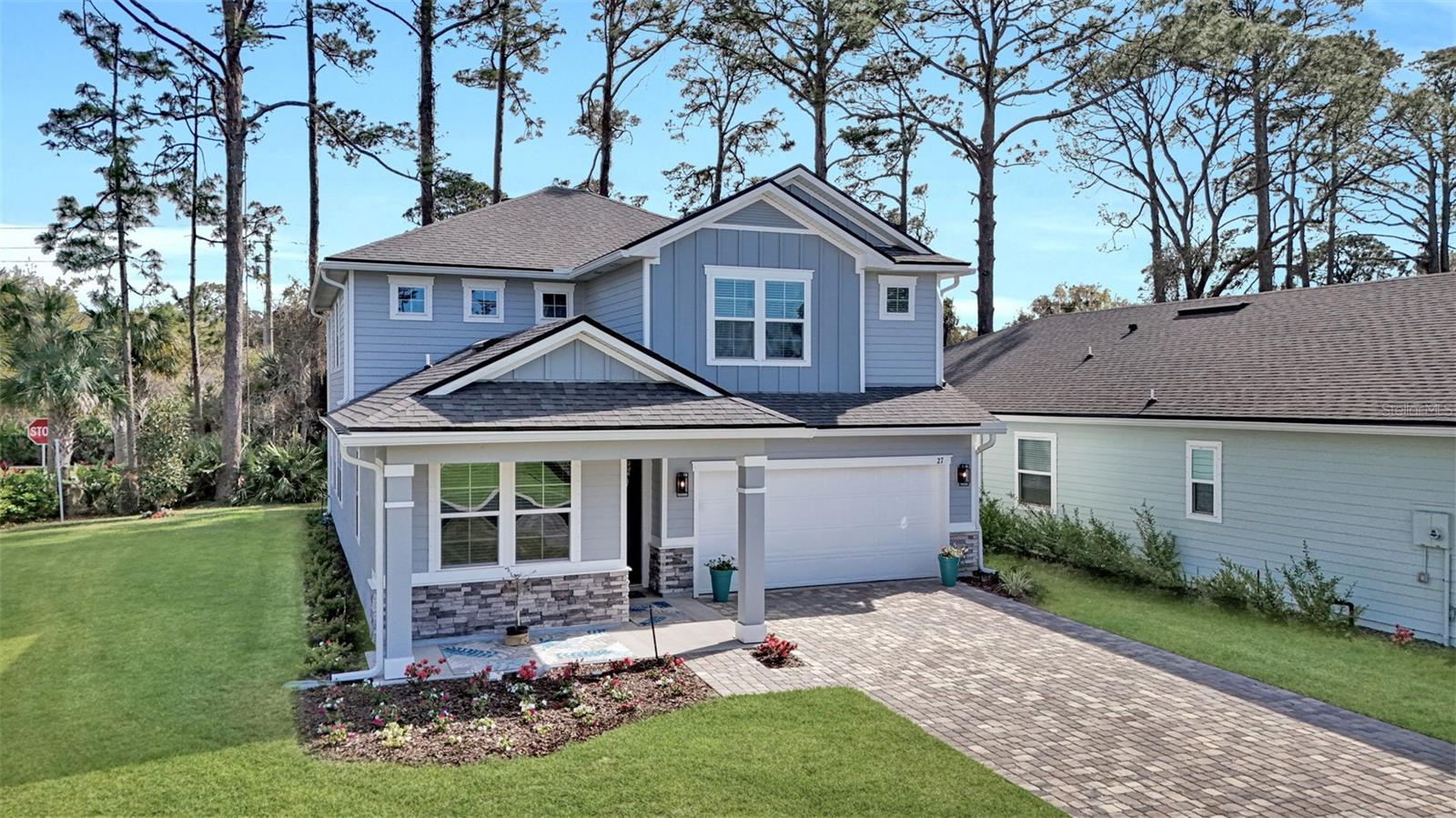 Single Family Residence in PALM COAST, FL - Daniel Dourado