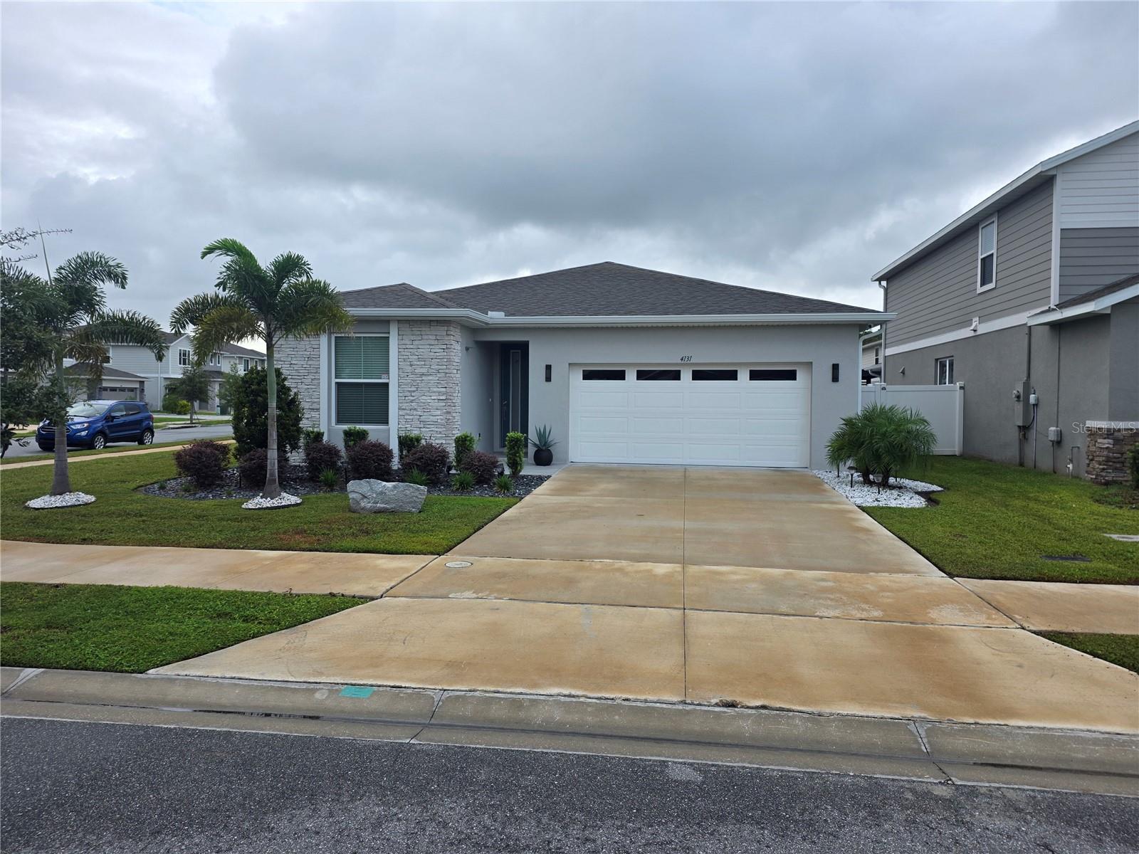 Single Family Residence em ST CLOUD, FL - Daniel Dourado