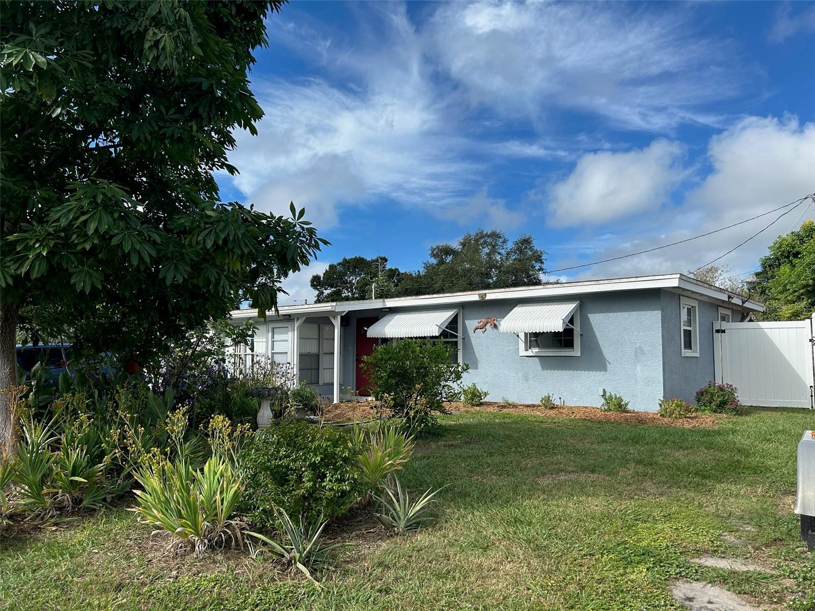 Single Family Residence em LARGO, FL - Daniel Dourado