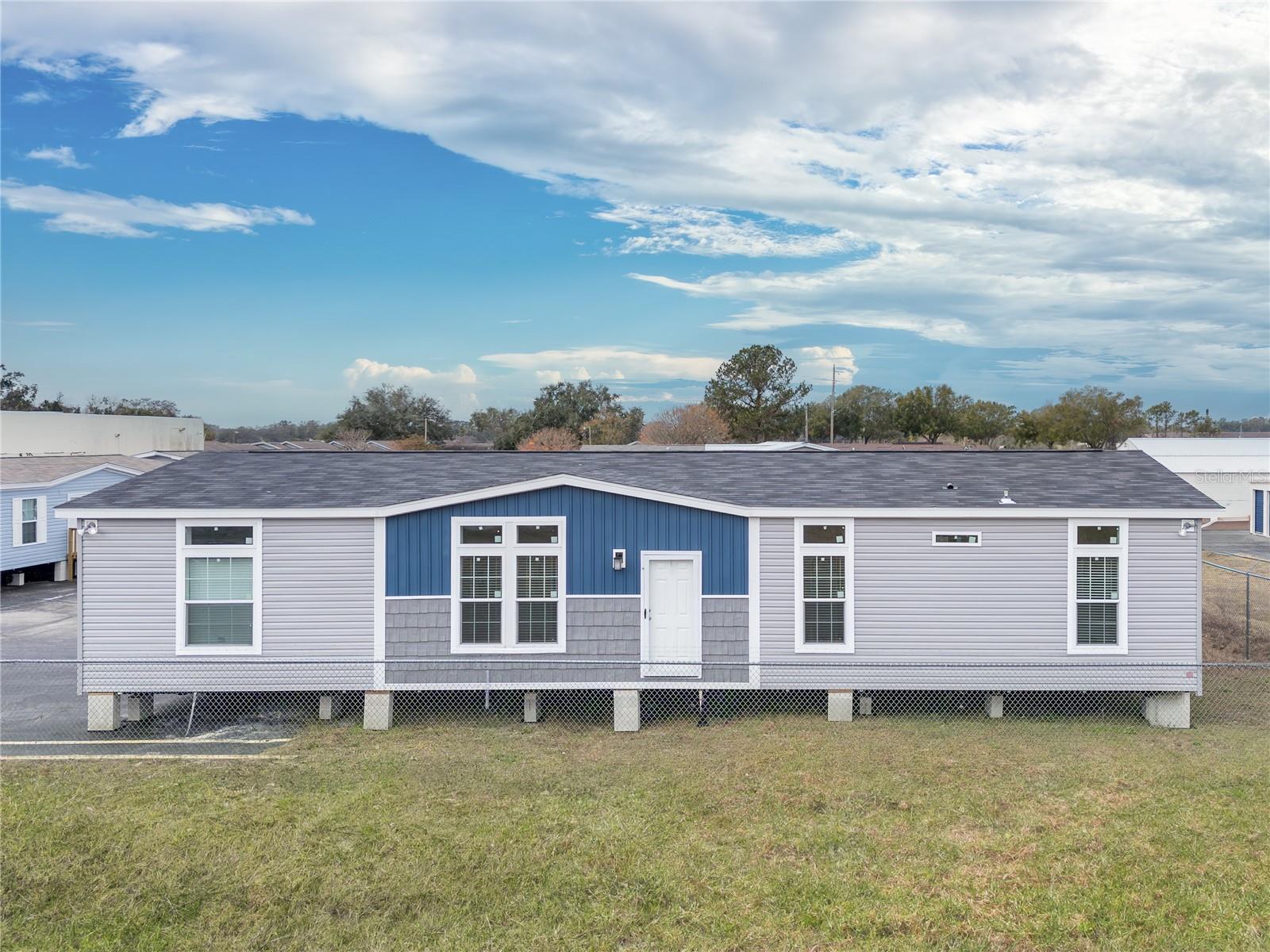 Manufactured Home em HUDSON, FL - Daniel Dourado