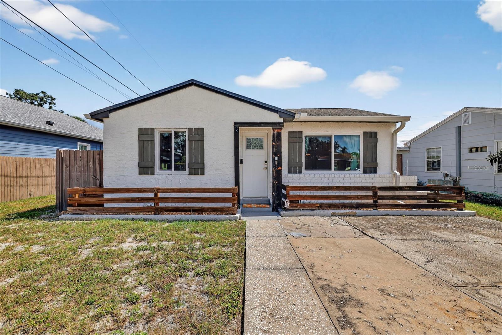 Single Family Residence em ST PETERSBURG, FL - Daniel Dourado