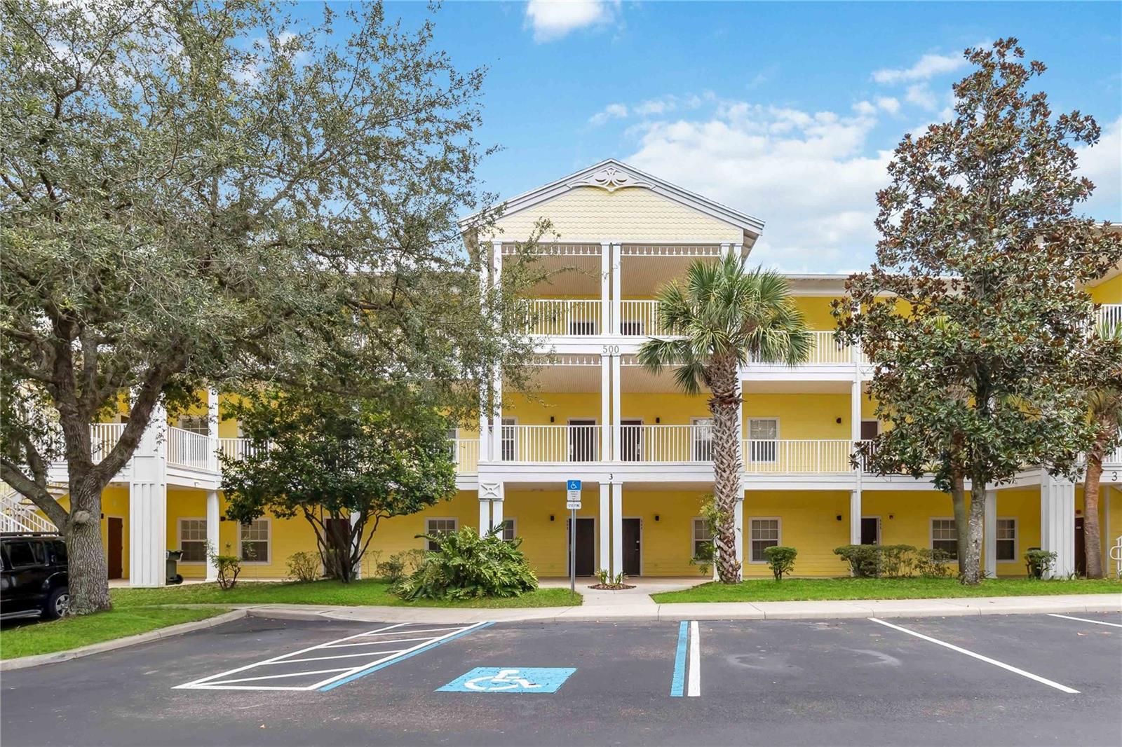 Condominium em DAVENPORT, FL - Daniel Dourado