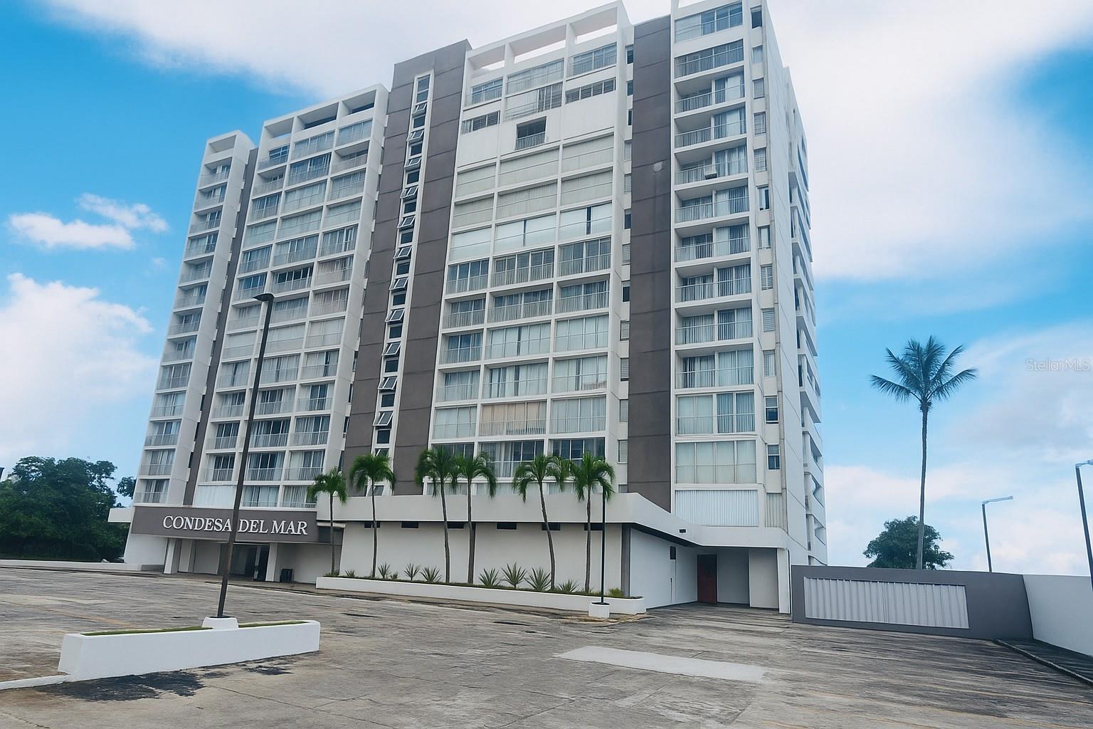 Condominium in ISLA VERDE, PR - Daniel Dourado