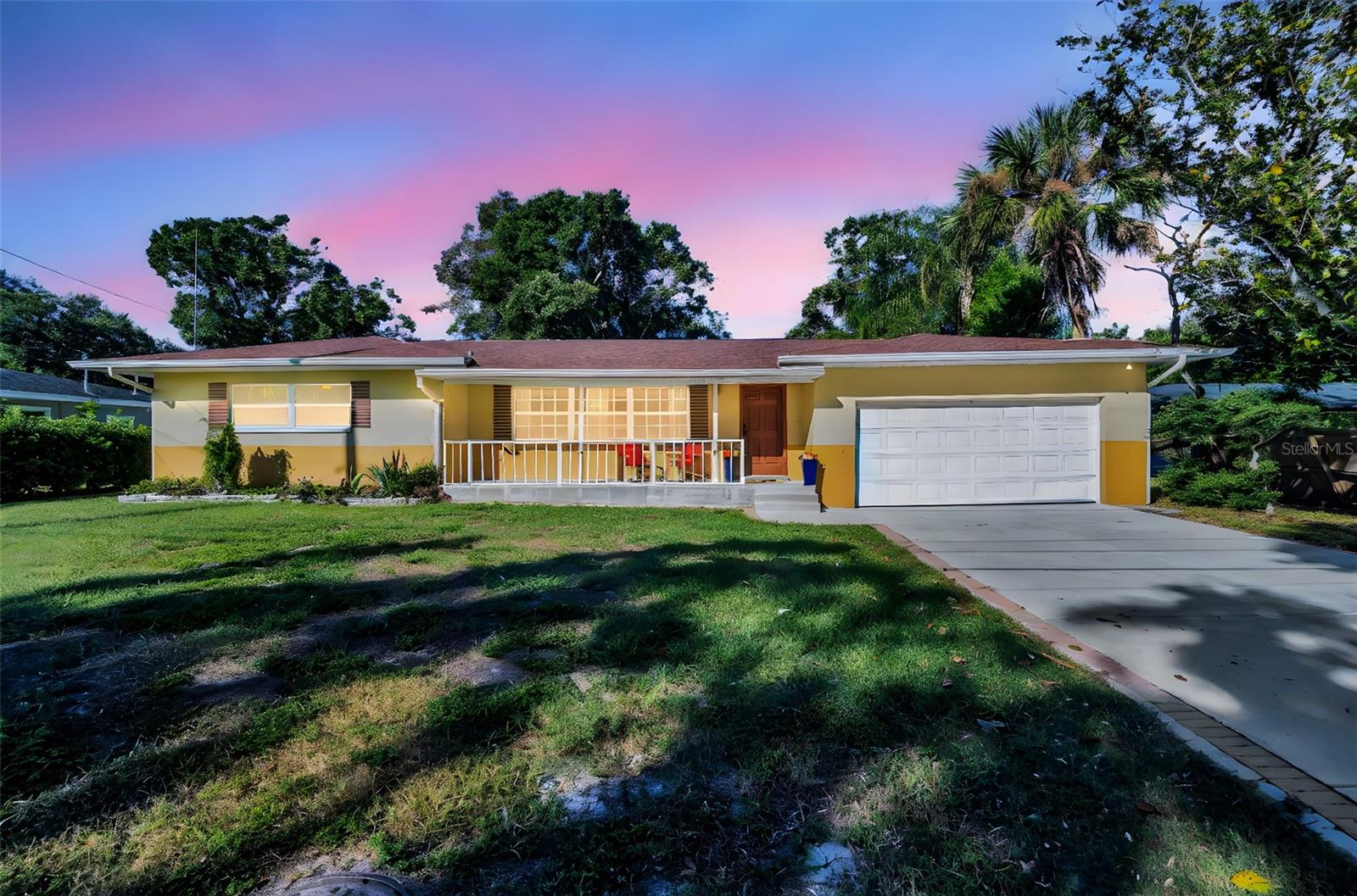 Single Family Residence em CLEARWATER, FL - Daniel Dourado