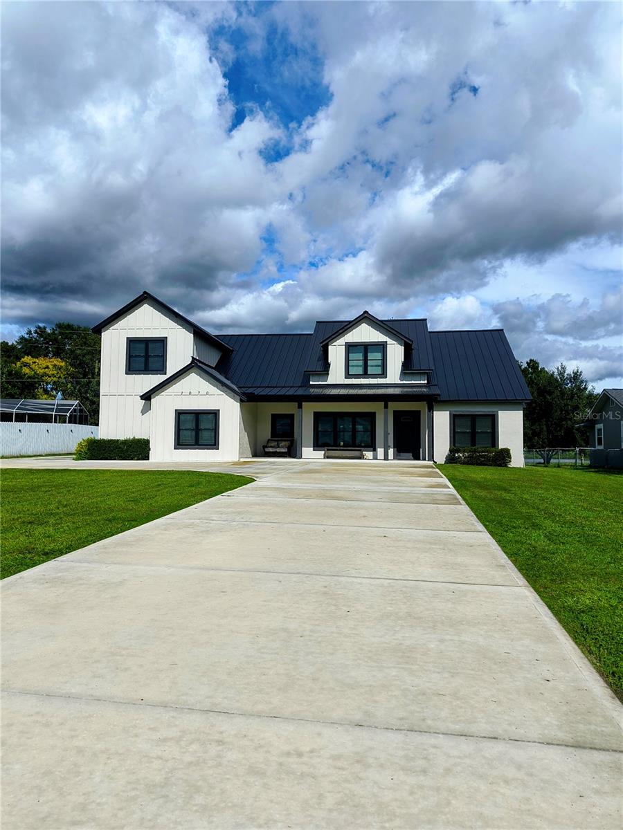 Single Family Residence in AUBURNDALE, FL - Daniel Dourado