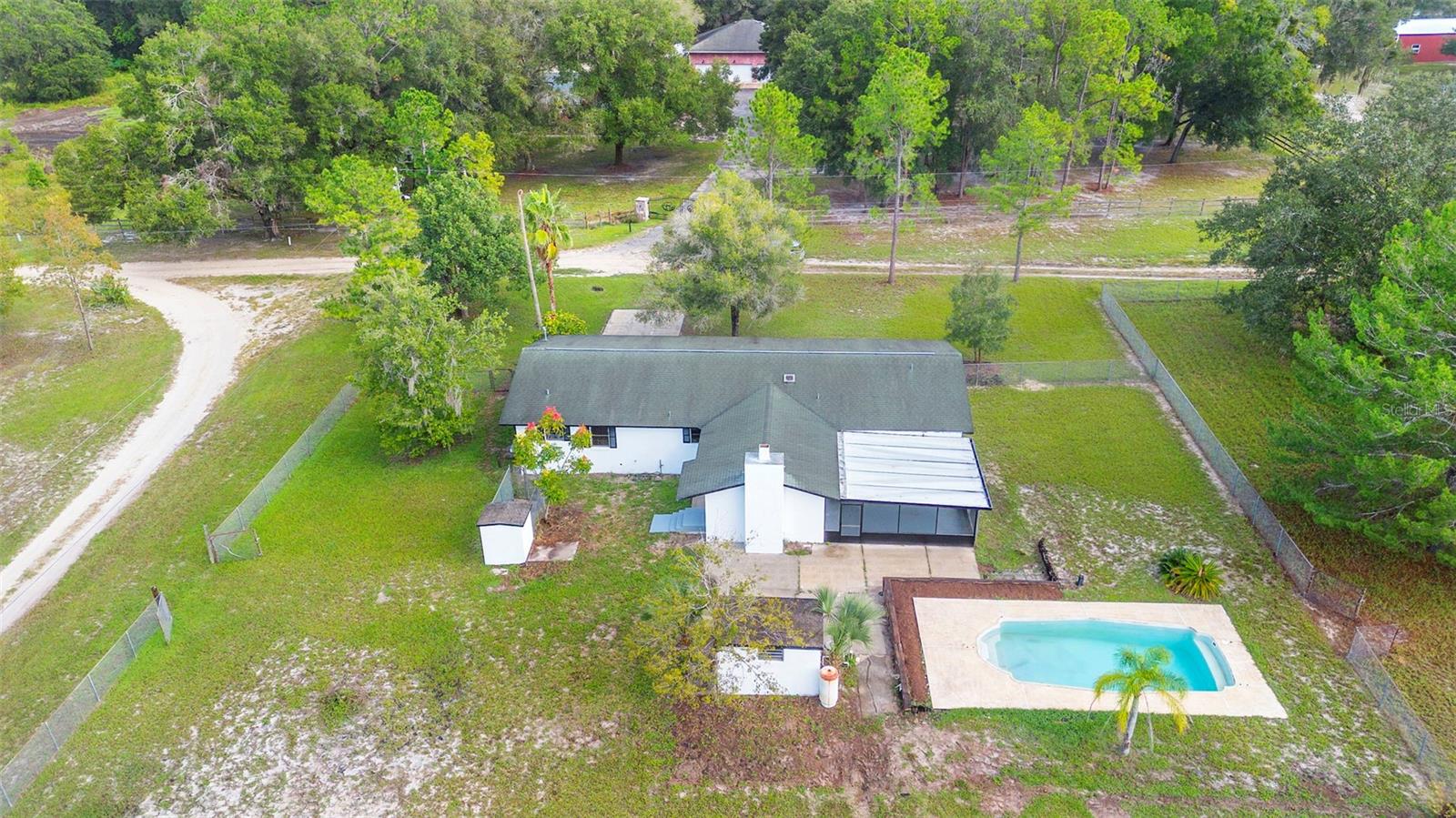 Single Family Residence in DELAND, FL - Daniel Dourado