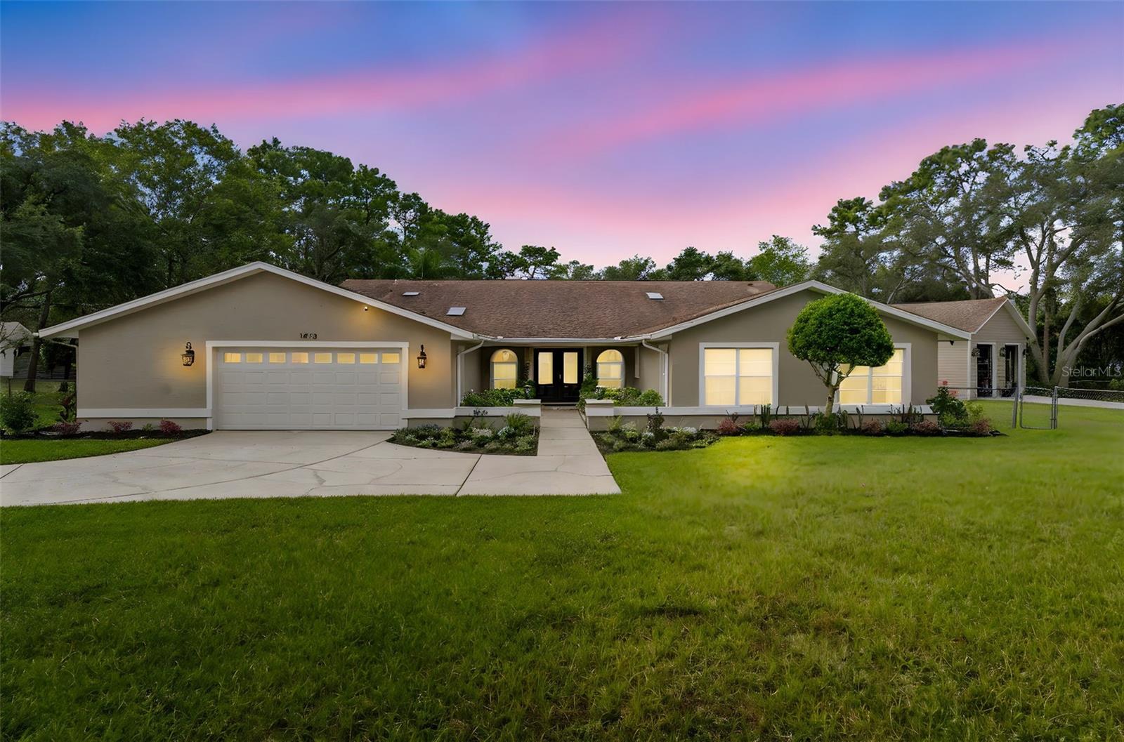 Single Family Residence em SPRING HILL, FL - Daniel Dourado