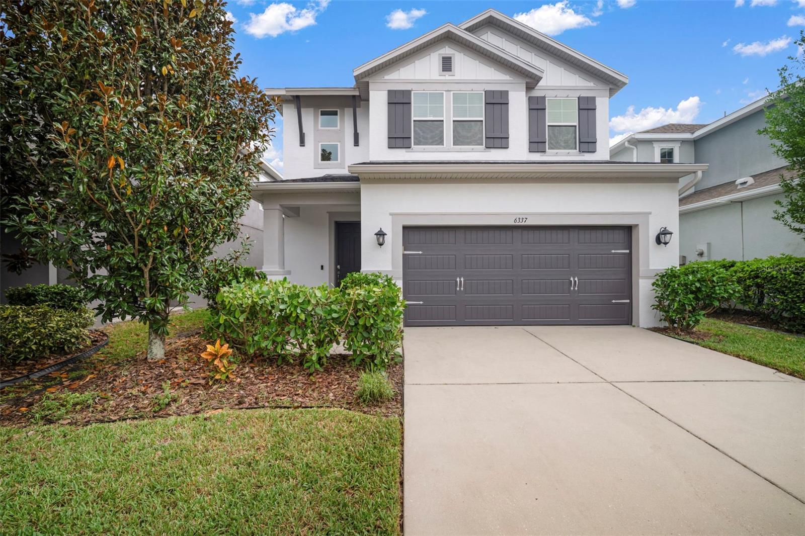 Single Family Residence in APOLLO BEACH, FL - Daniel Dourado