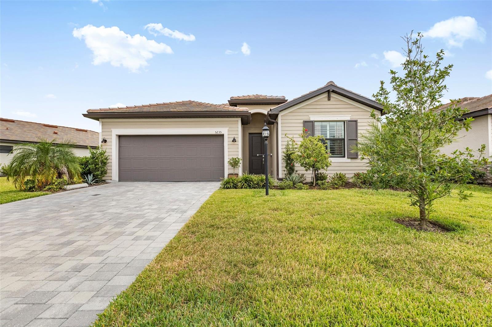 Single Family Residence em BRADENTON, FL - Daniel Dourado