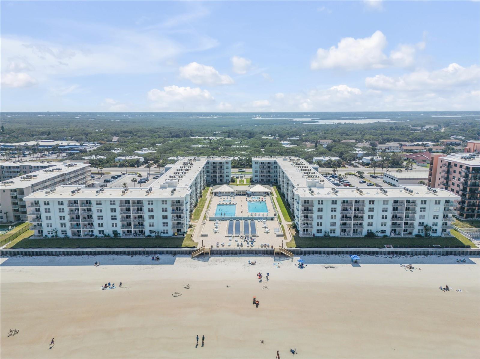 Condominium em NEW SMYRNA BEACH, FL - Daniel Dourado