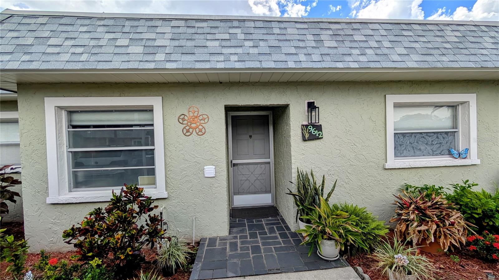Condominium in NEW PORT RICHEY, FL - Daniel Dourado