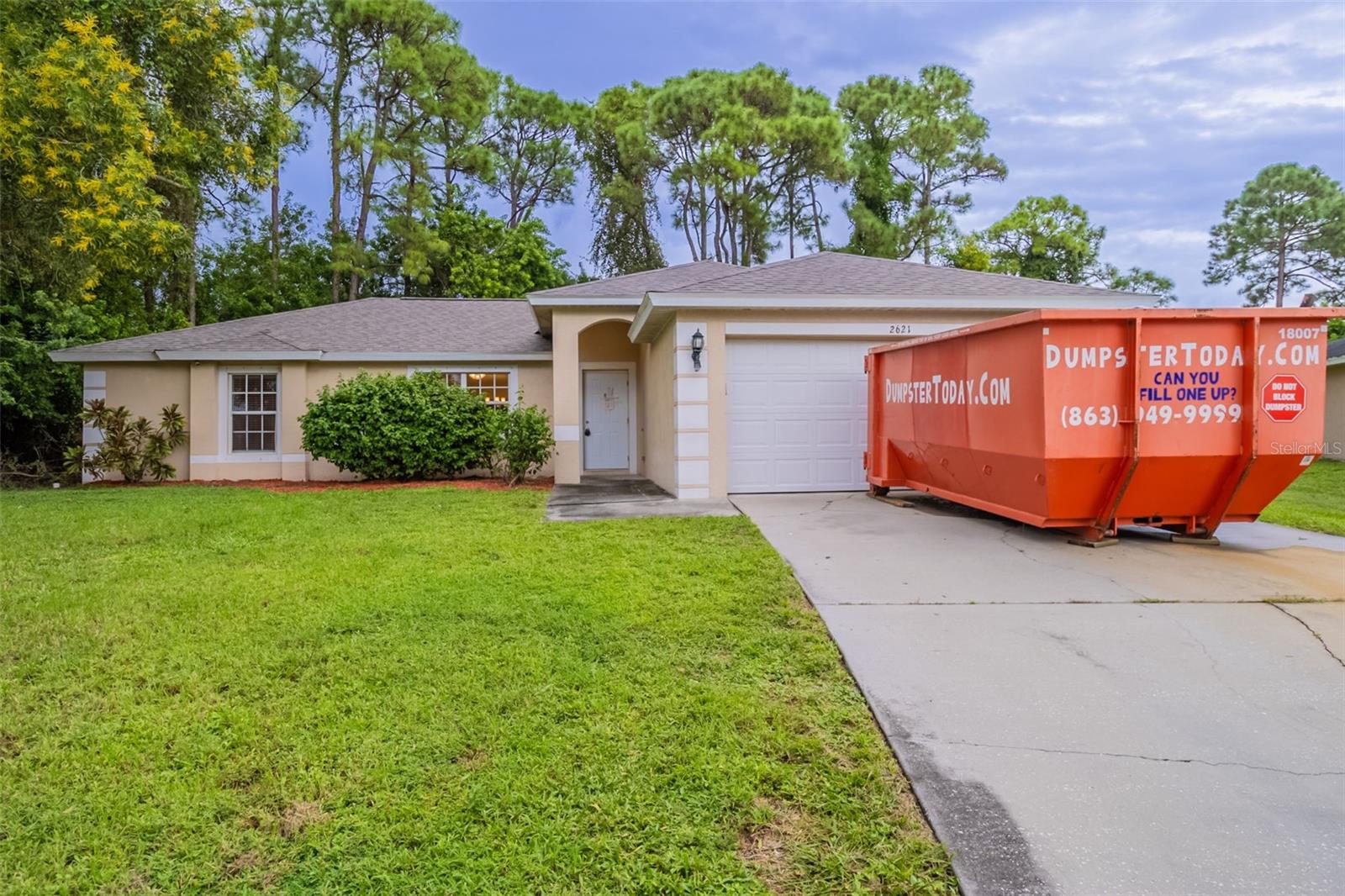 Single Family Residence em PORT ST LUCIE, FL - Daniel Dourado