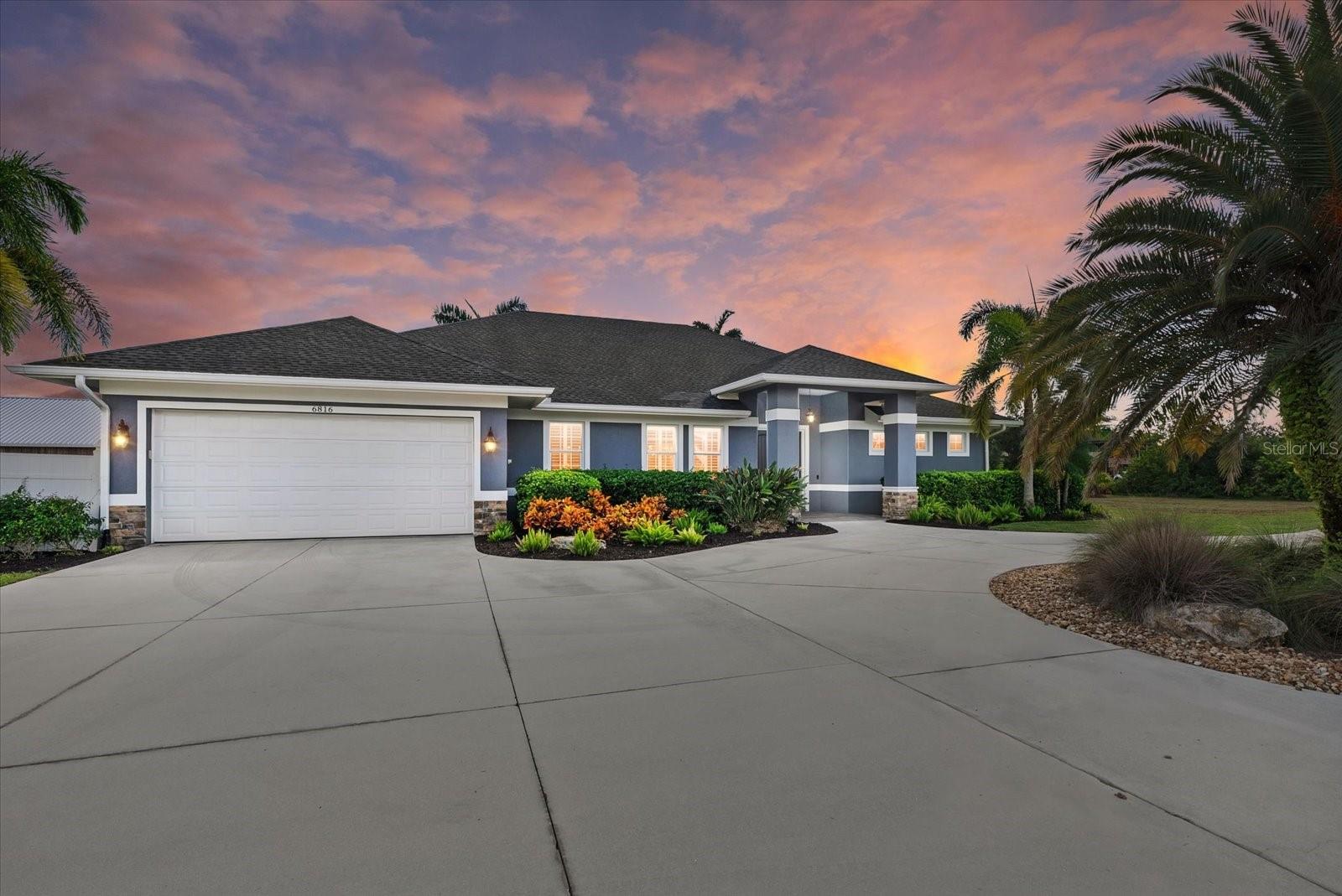 Single Family Residence em SARASOTA, FL - Daniel Dourado