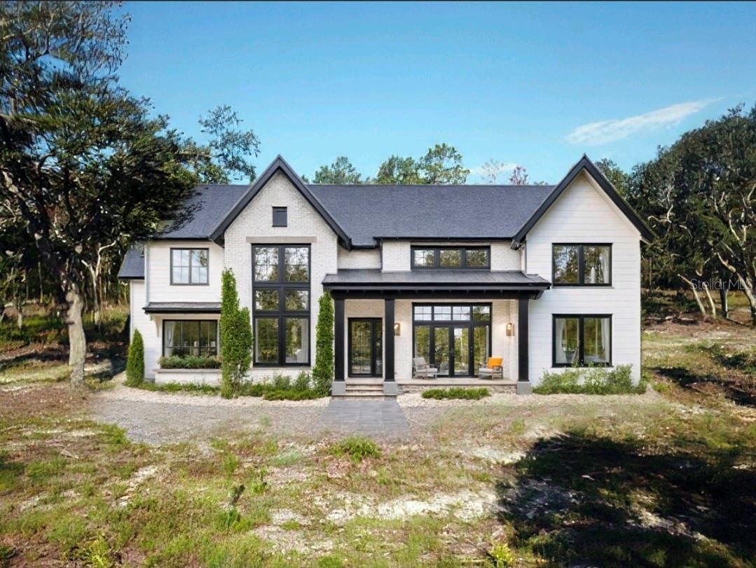 Single Family Residence in WEEKI WACHEE, FL - Daniel Dourado