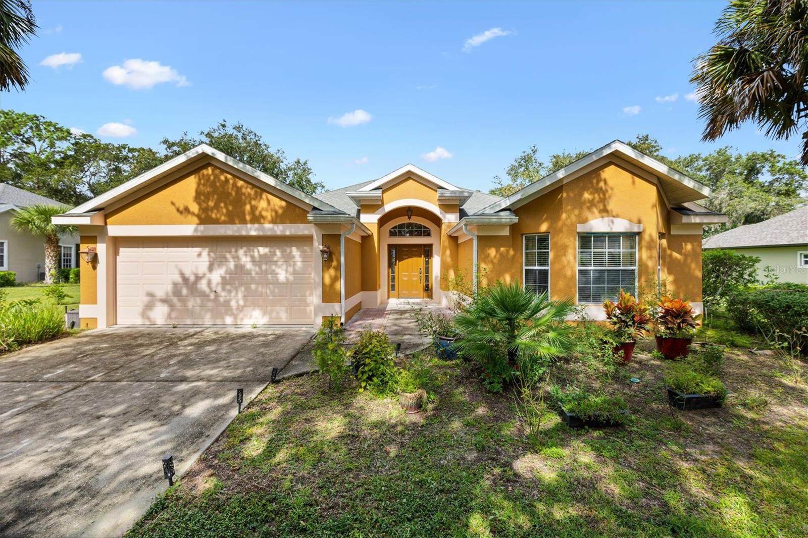 Single Family Residence em LADY LAKE, FL - Daniel Dourado
