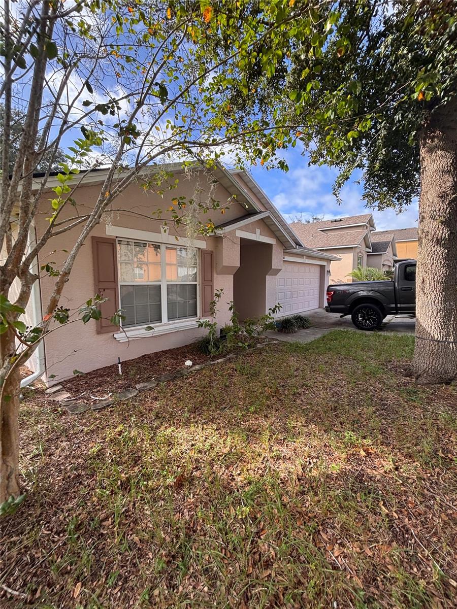 Single Family Residence em TAVARES, FL - Daniel Dourado