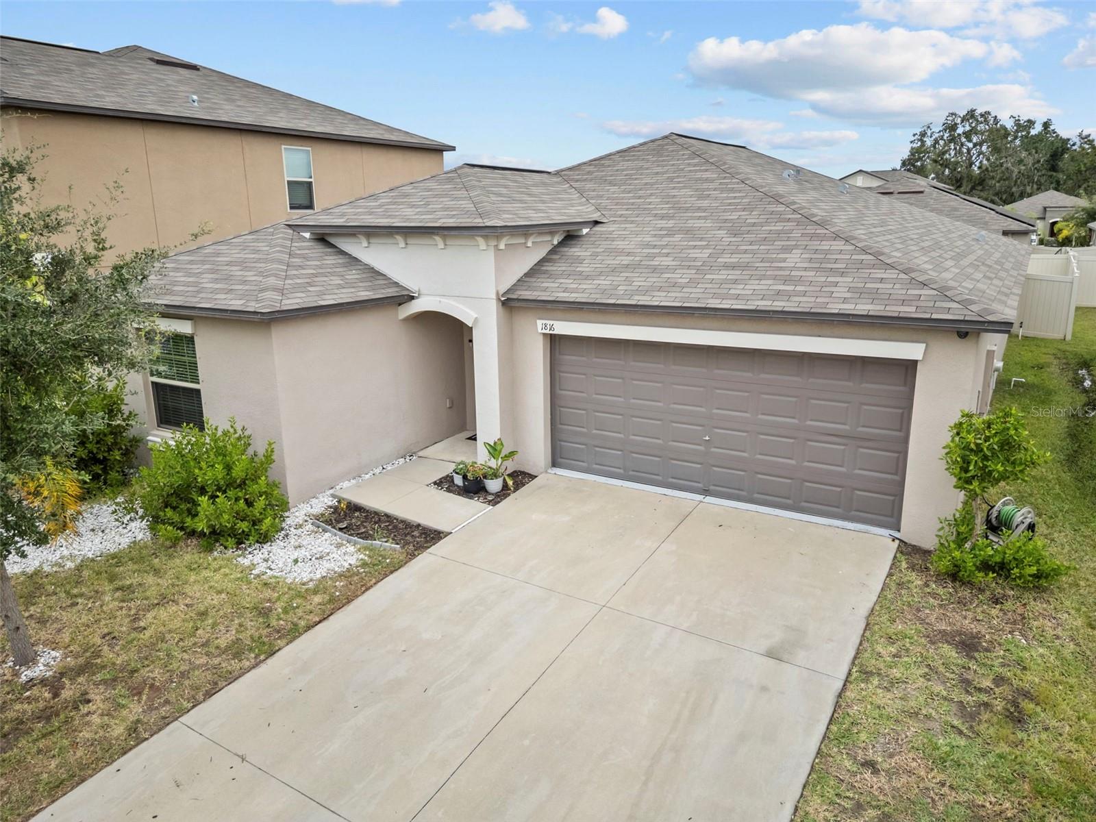 Single Family Residence em RUSKIN, FL - Daniel Dourado