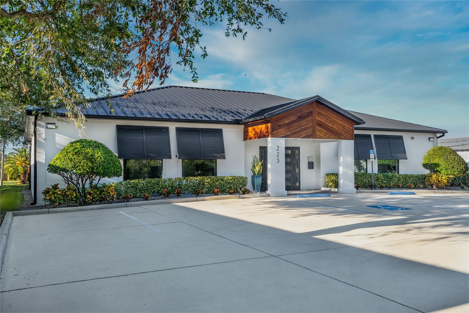 Office em NEW SMYRNA BEACH, FL - Daniel Dourado