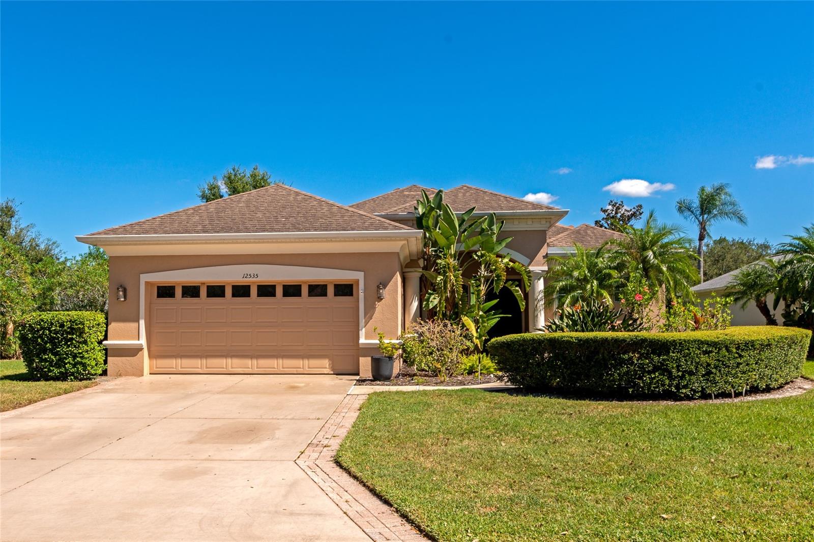 Single Family Residence em BRADENTON, FL - Daniel Dourado