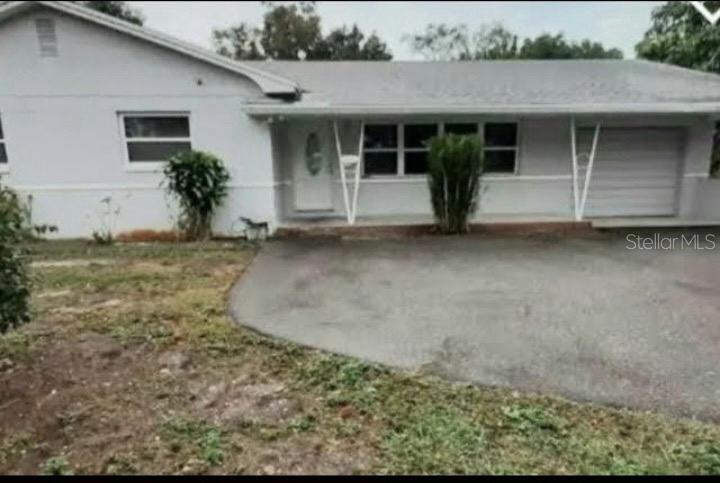 Single Family Residence em ST PETERSBURG, FL - Daniel Dourado