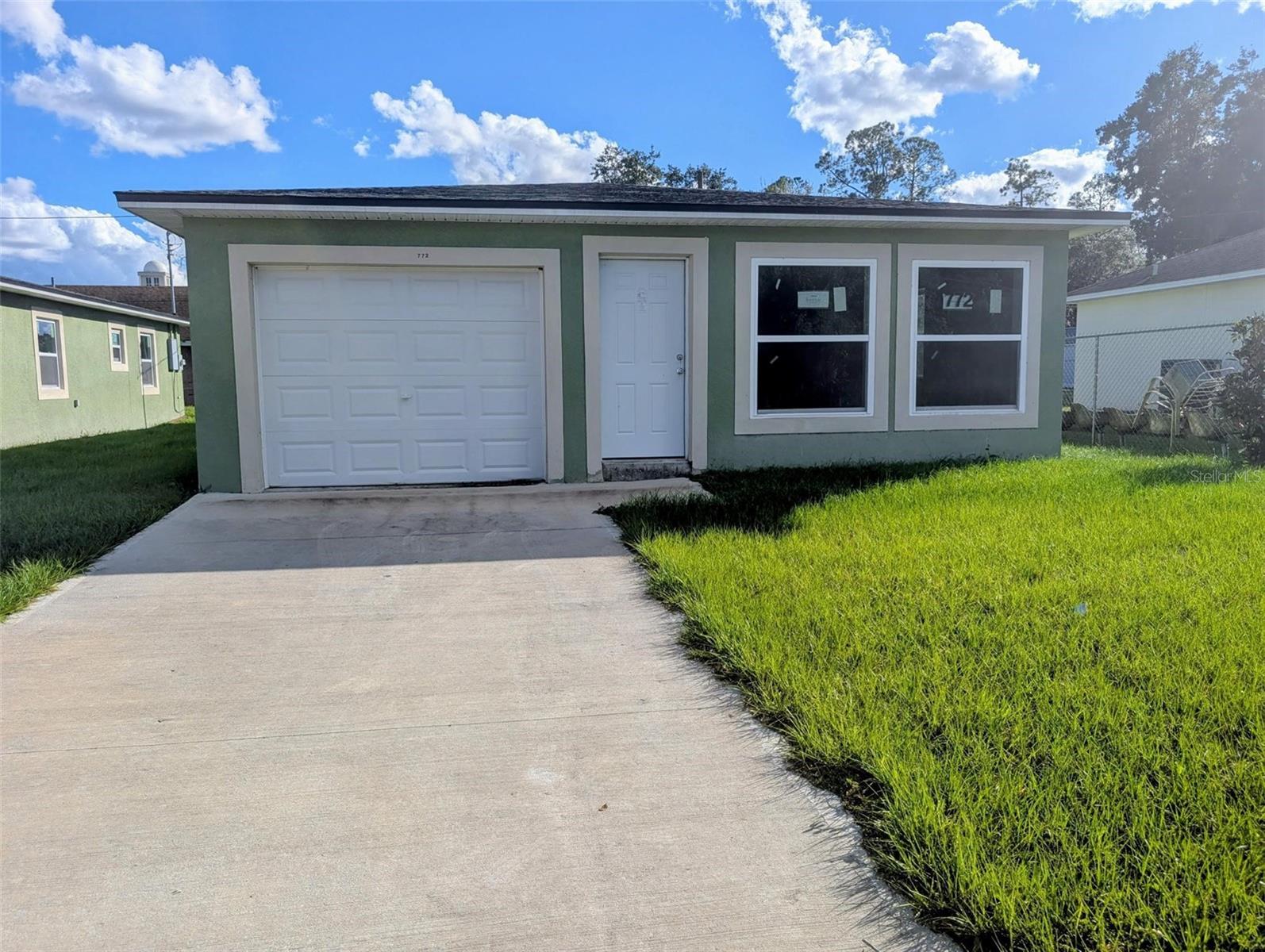 Single Family Residence em OVIEDO, FL - Daniel Dourado