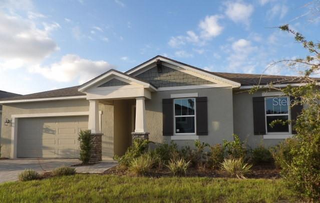 Single Family Residence in DELAND, FL - Daniel Dourado