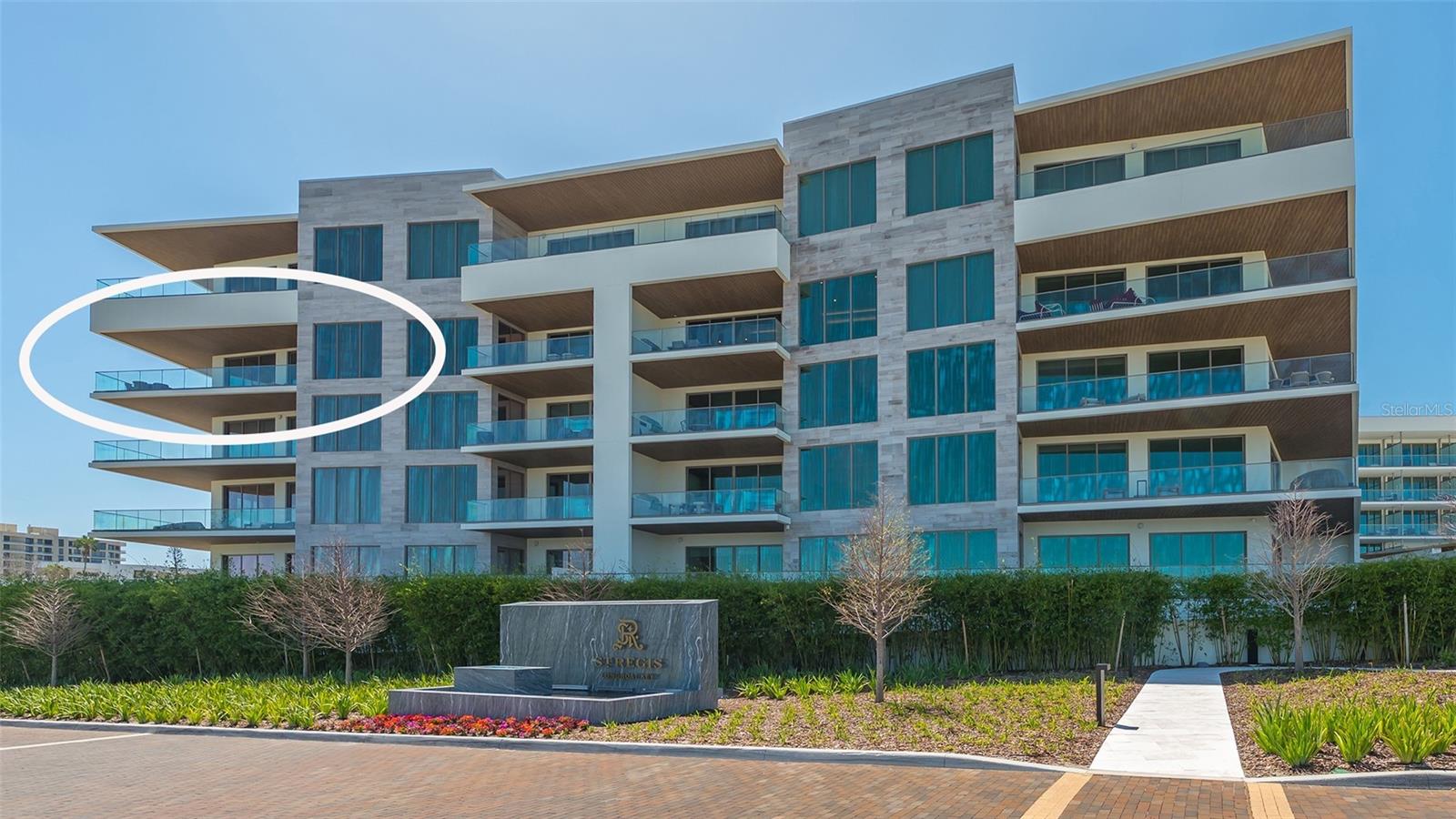 Condominium in LONGBOAT KEY, FL - Daniel Dourado