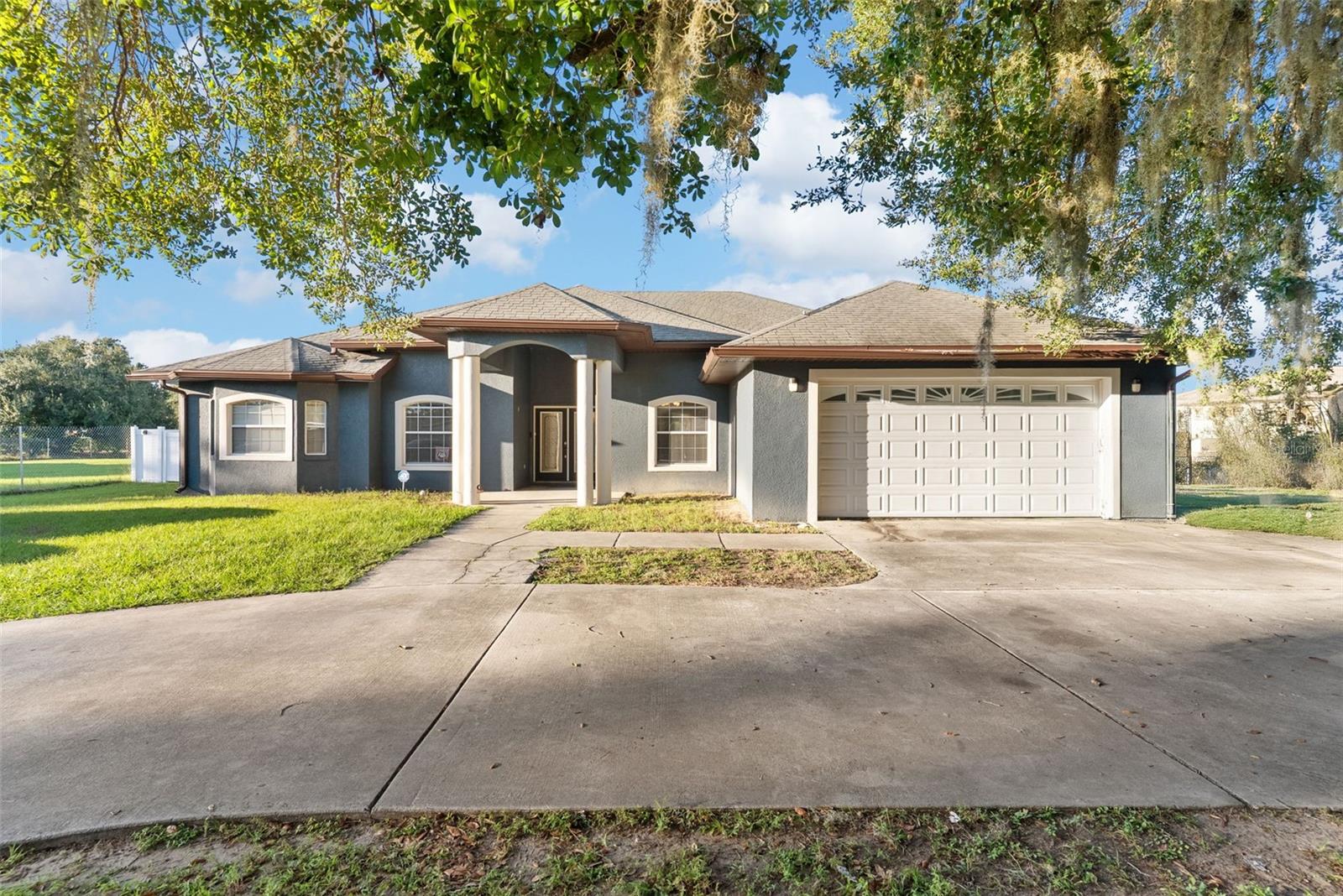 Single Family Residence em WINTER GARDEN, FL - Daniel Dourado