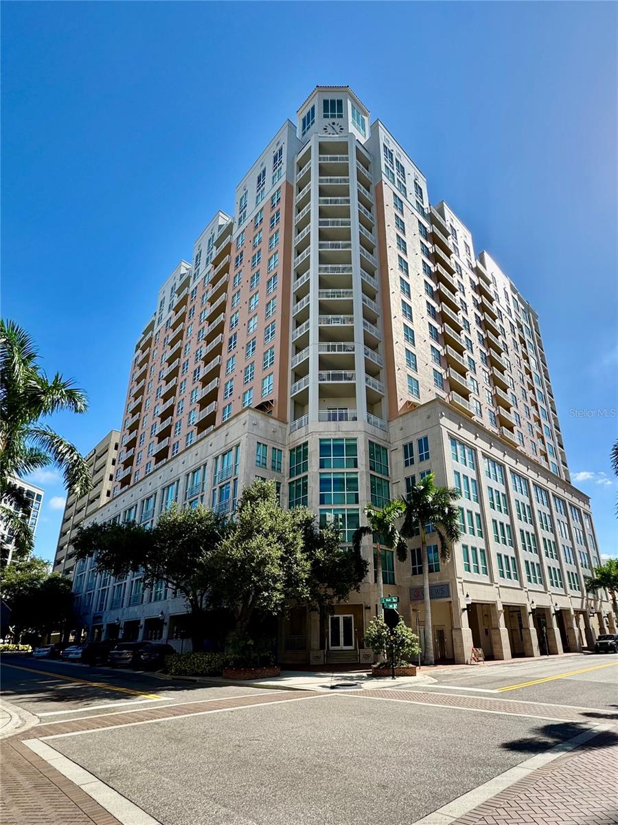 Condominium em SARASOTA, FL - Daniel Dourado