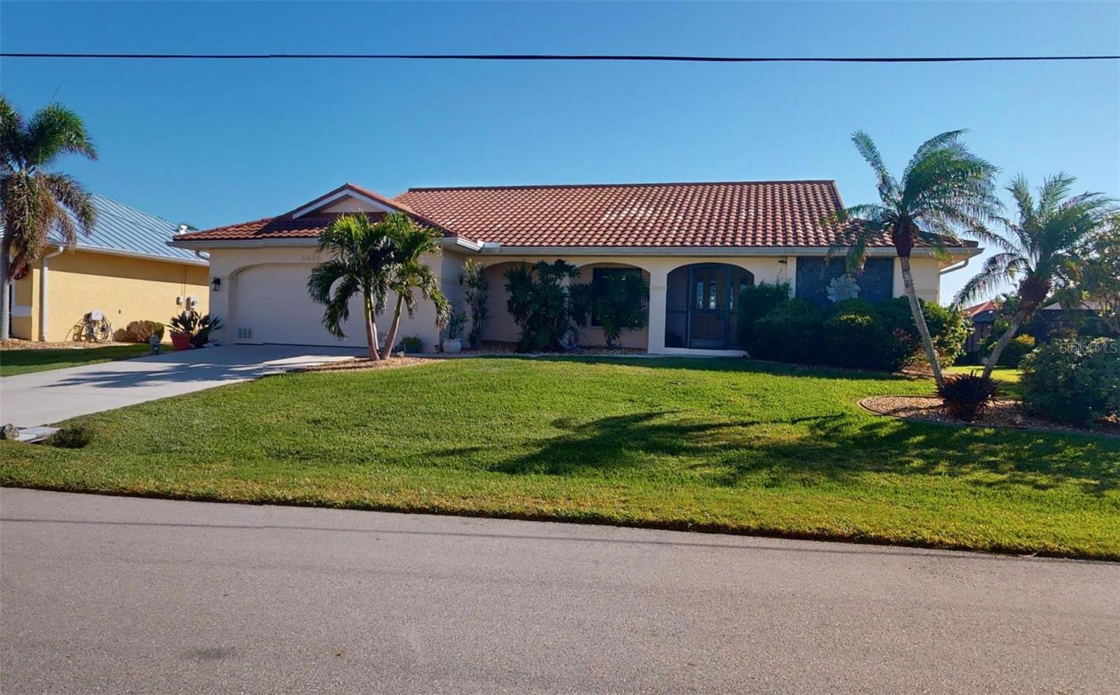 Single Family Residence em PUNTA GORDA, FL - Daniel Dourado