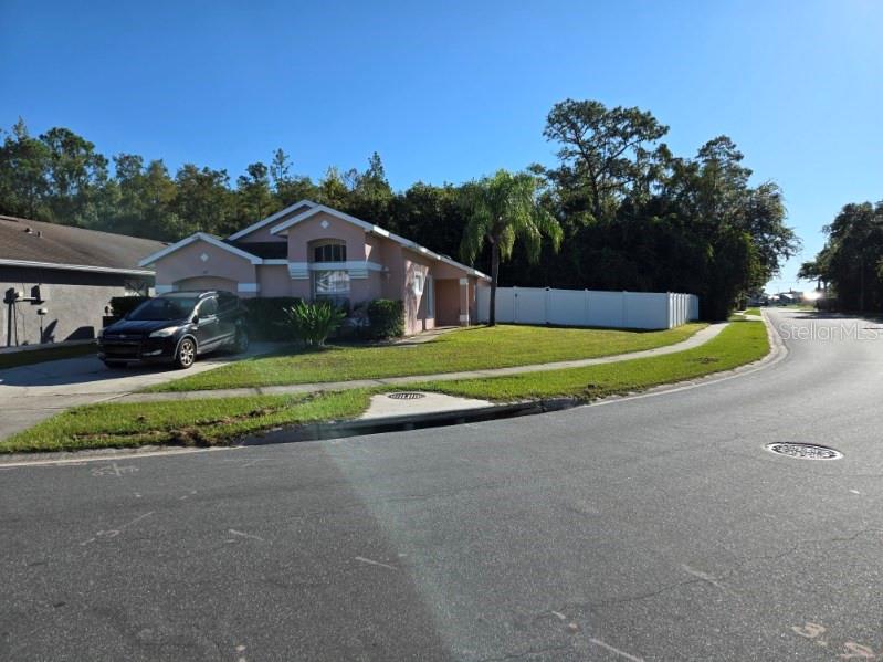 Single Family Residence em KISSIMMEE, FL - Daniel Dourado