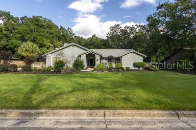 Single Family Residence in GAINESVILLE, FL - Daniel Dourado