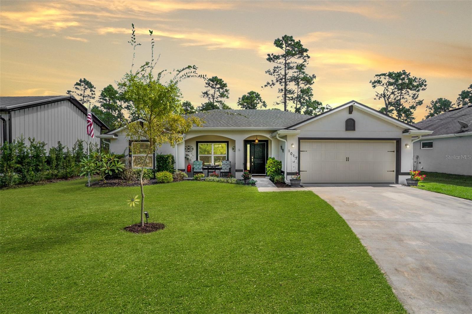 Single Family Residence in DELAND, FL - Daniel Dourado